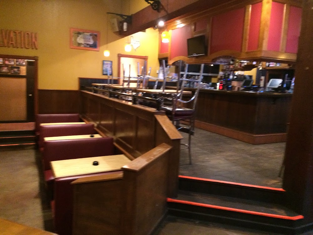 Buc's Bar & Grill