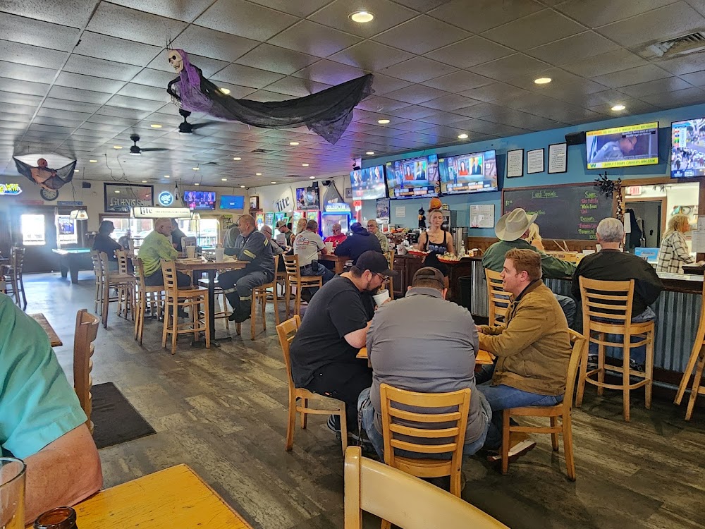 Stooges Bar & Grill