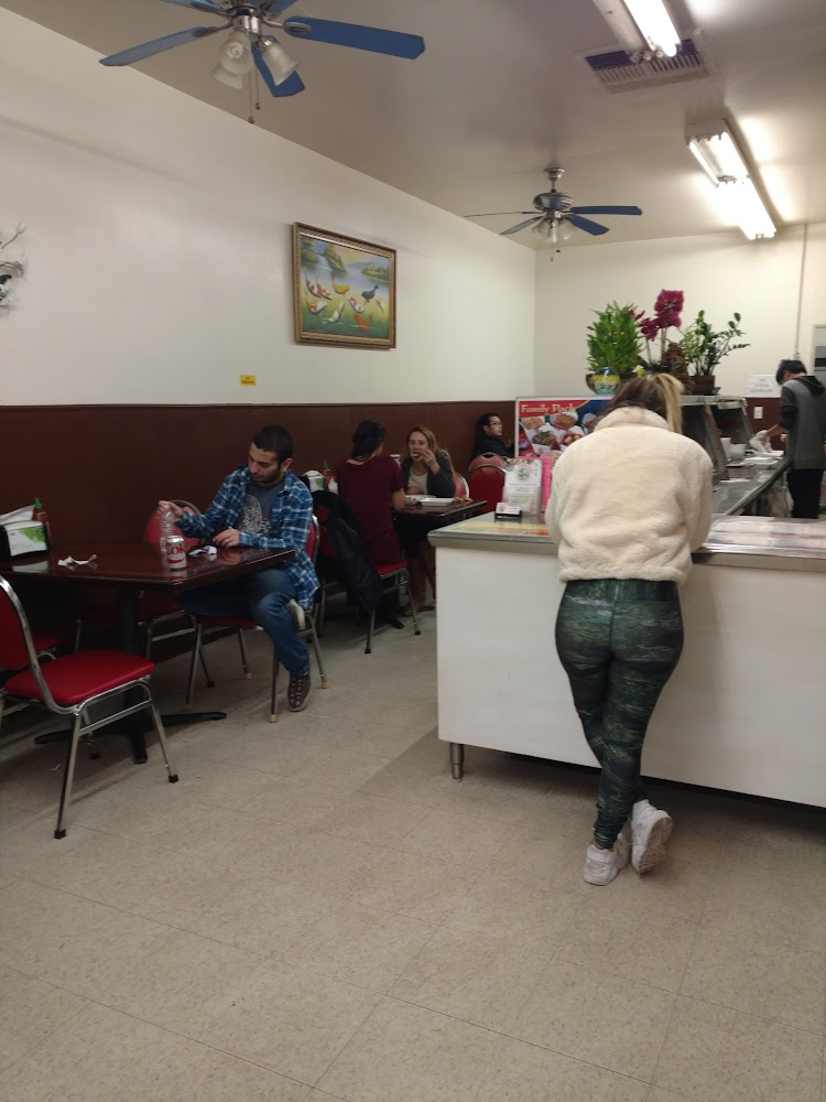 LUCKY BAMBOO KITCHEN - Chinese restaurant in Los Angeles County - Weeblyte
